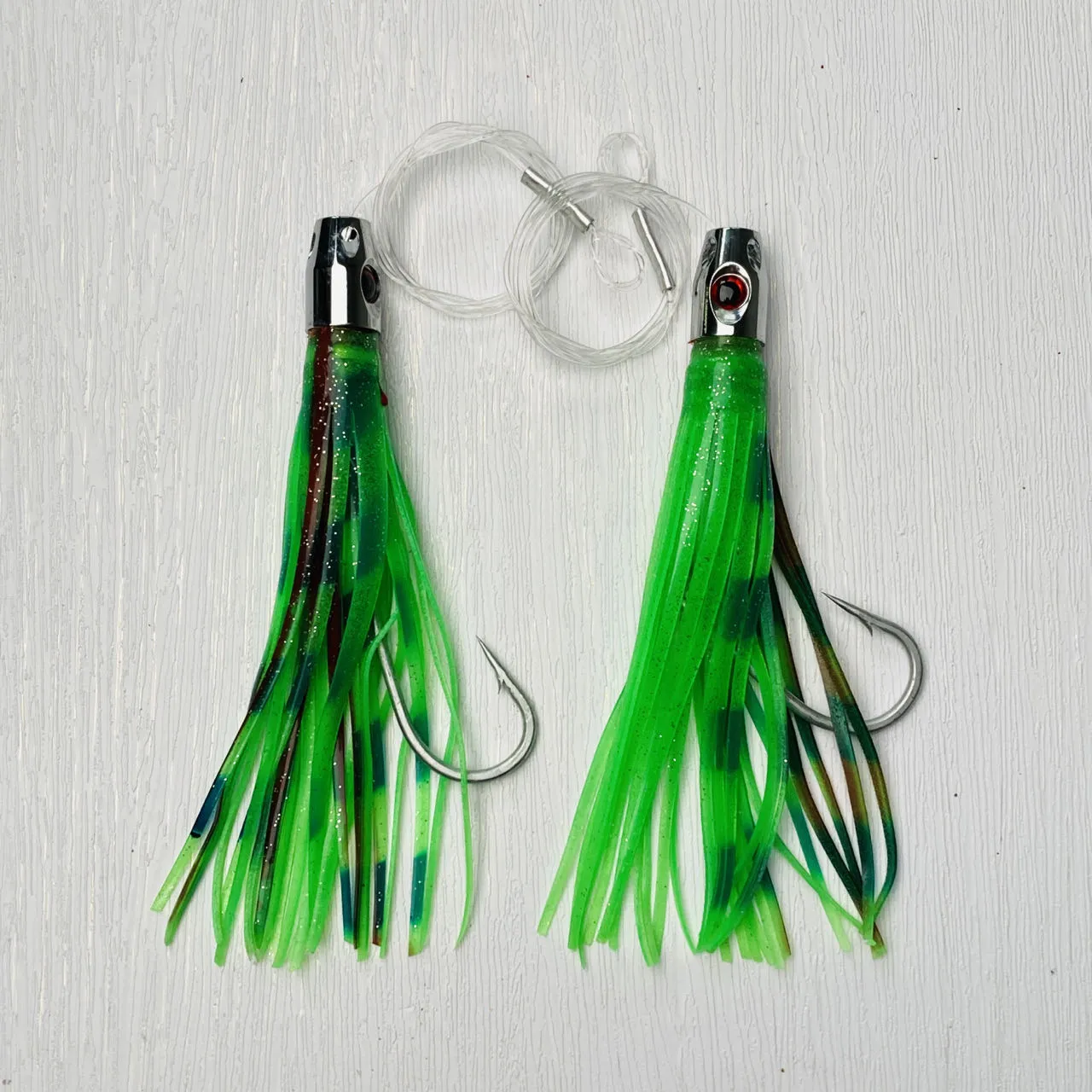 2pcs Jet Head Rigged skirts 150lb premium mono leader, 6/0 PS steel hook Green