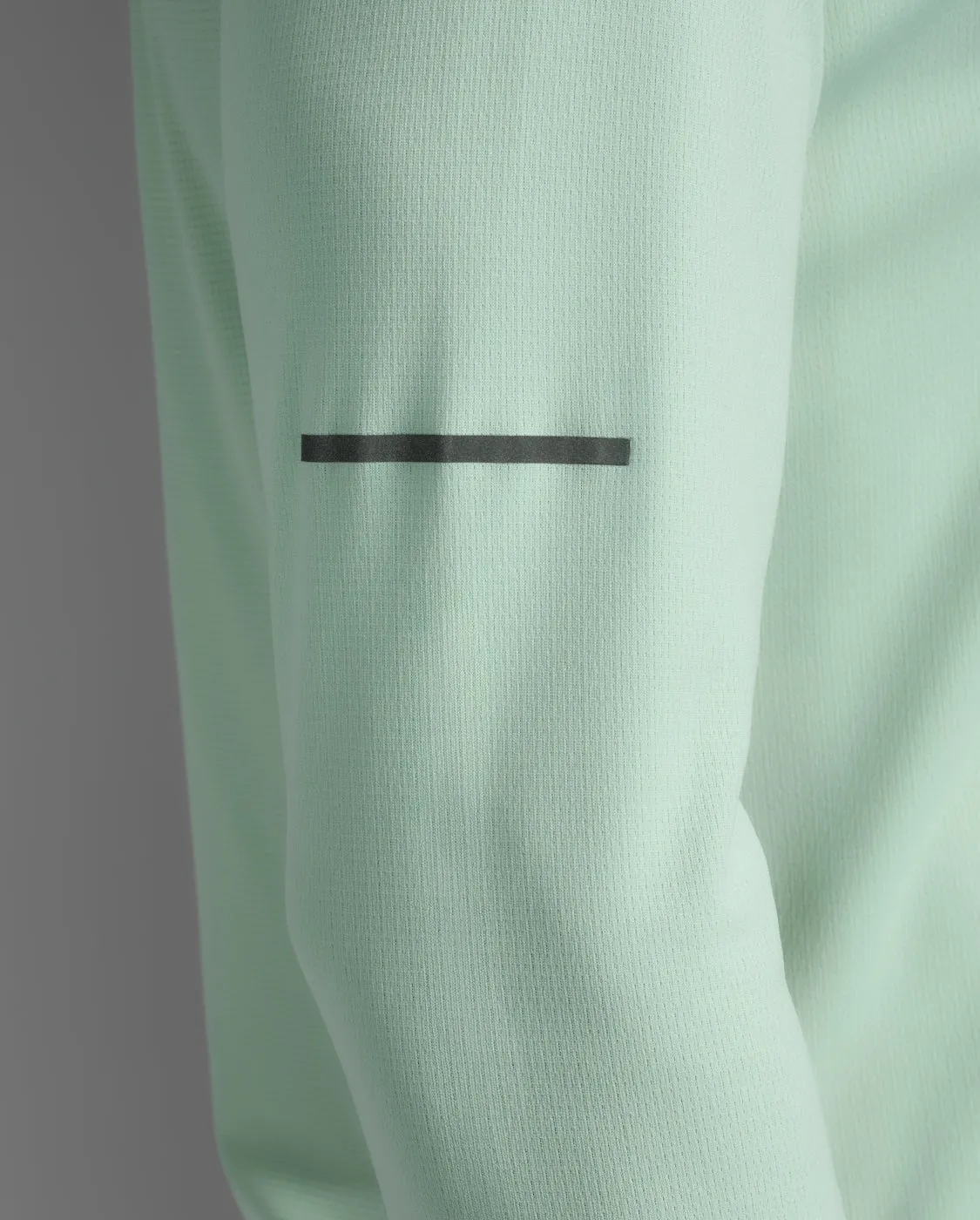 2XU Mens Aero Long Sleeve Tee- Mint/Black Reflective