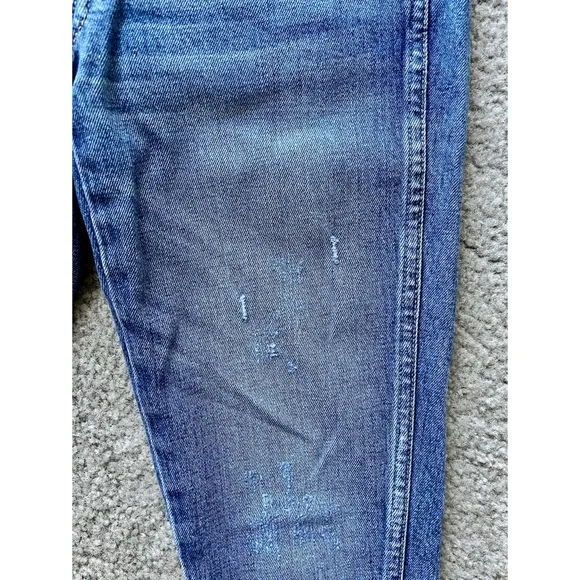 AMO Twist Dive Bar Skinny Leg Jeans Sz. 24 Excellent Used Condition!
