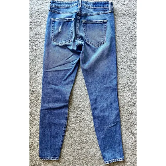 AMO Twist Dive Bar Skinny Leg Jeans Sz. 24 Excellent Used Condition!