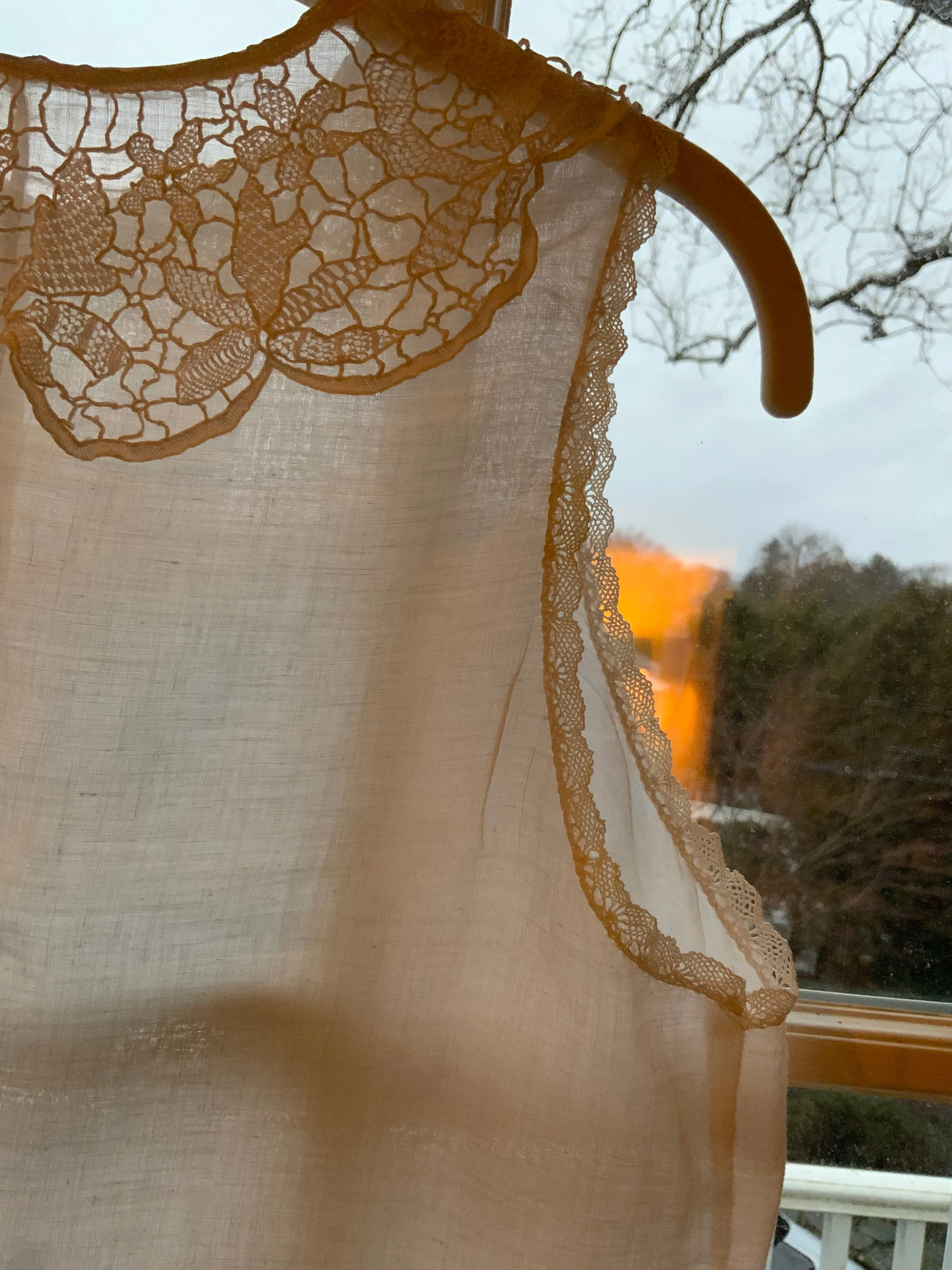 Antique Blouse with Light. Blue Embroidery - 1920 - 20A