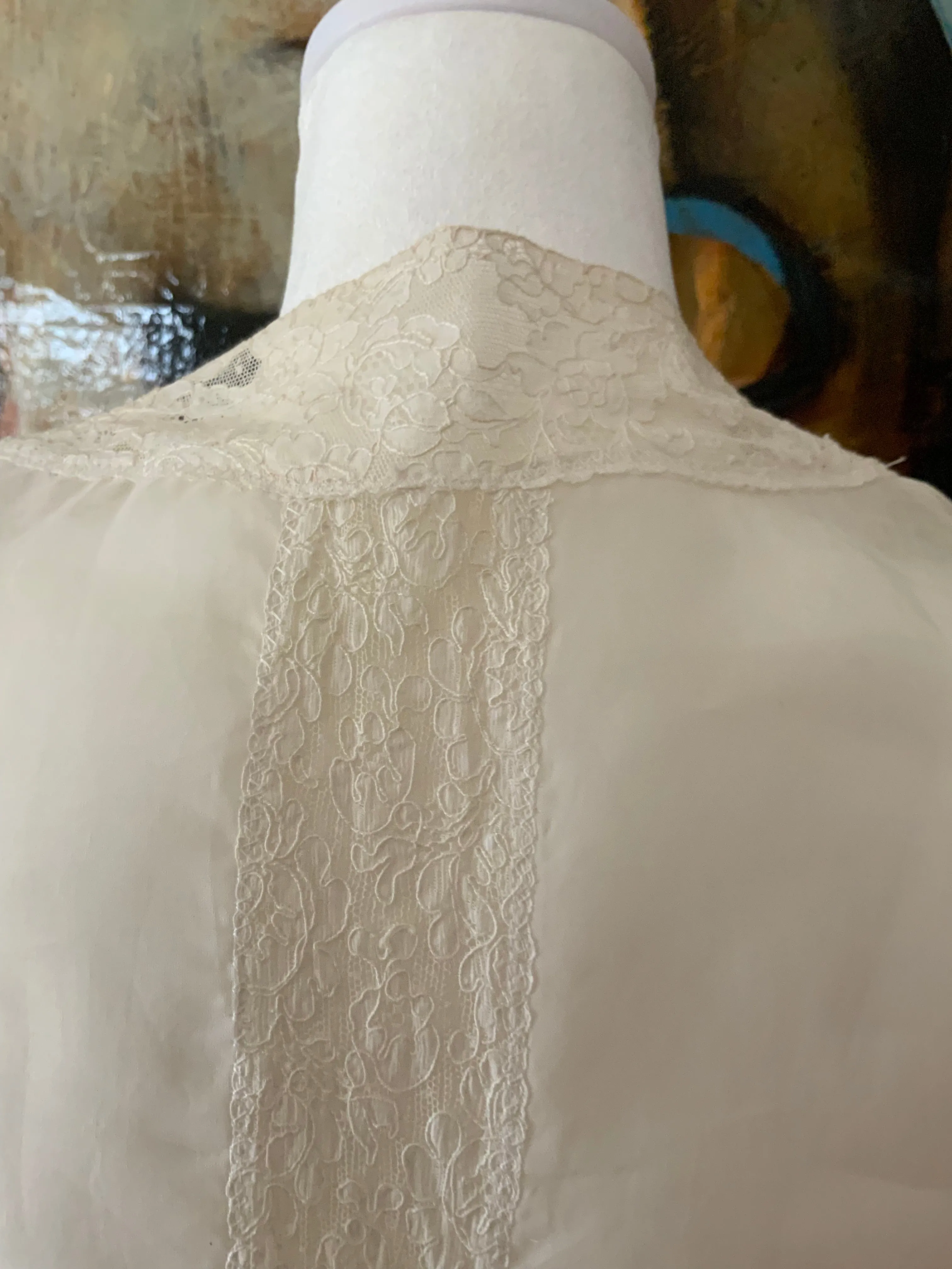 Blouse made with antique fabric - Y2K - E3