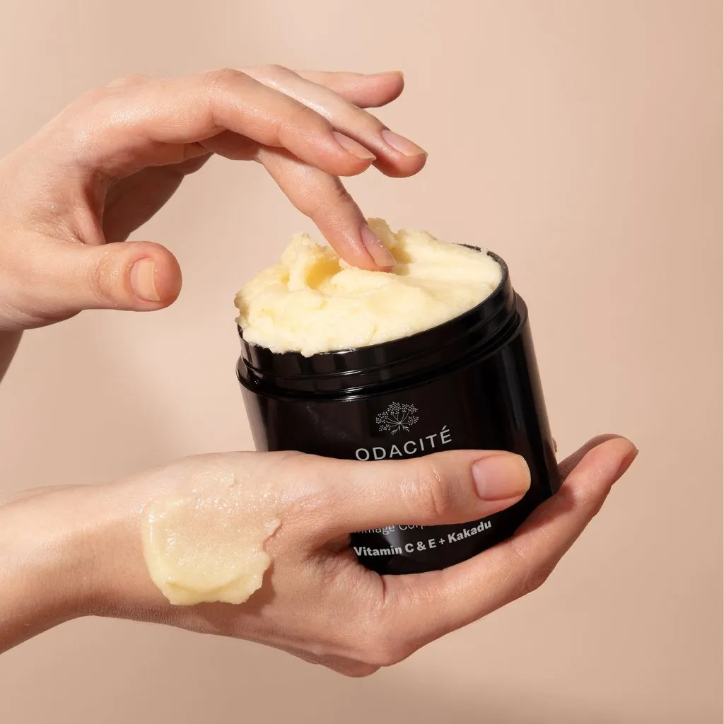 C-Smooth Hydra-Firming Body Polish