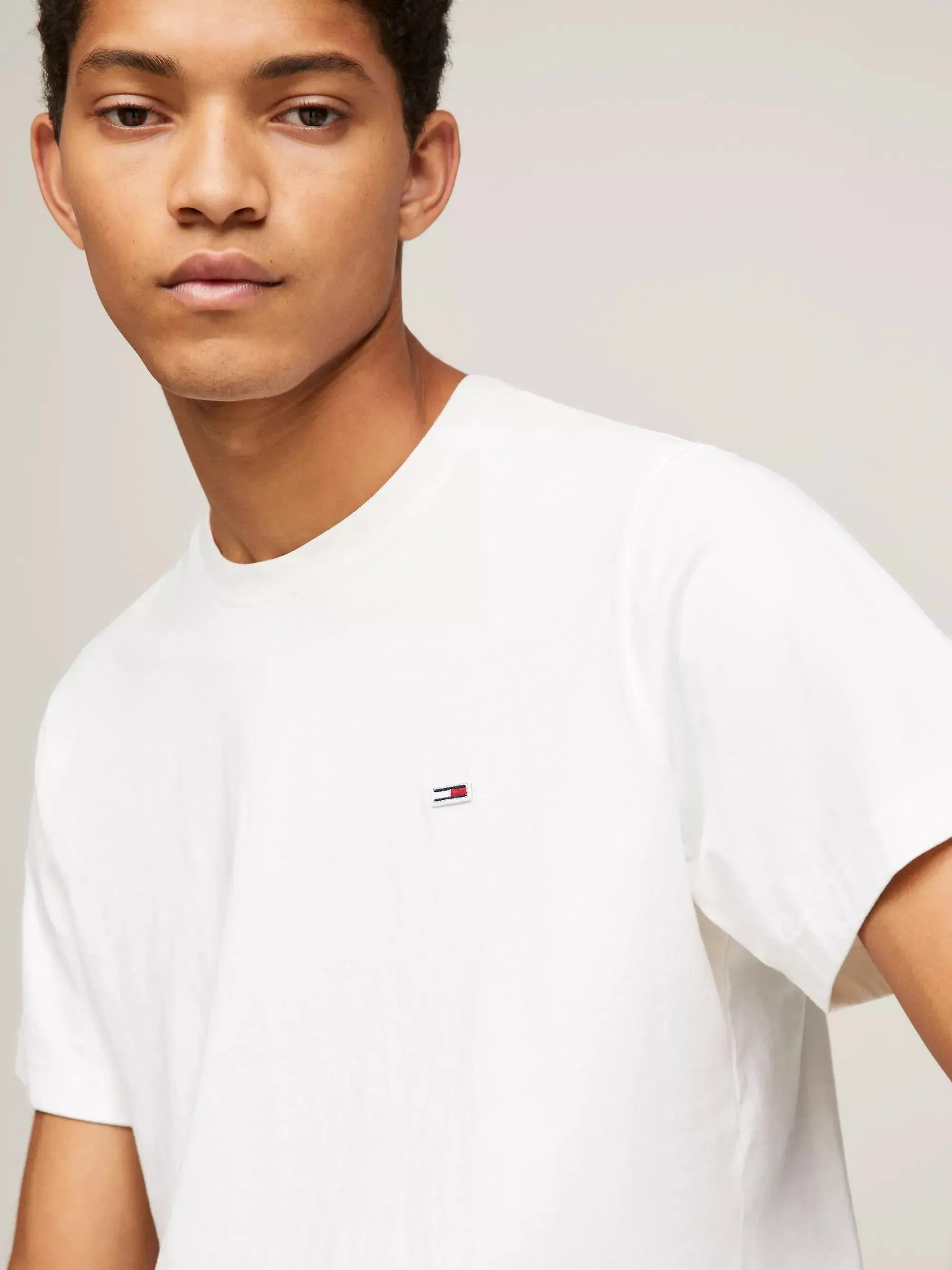 Camiseta Tommy Jeans Classics de Algodón Orgánica Blanca