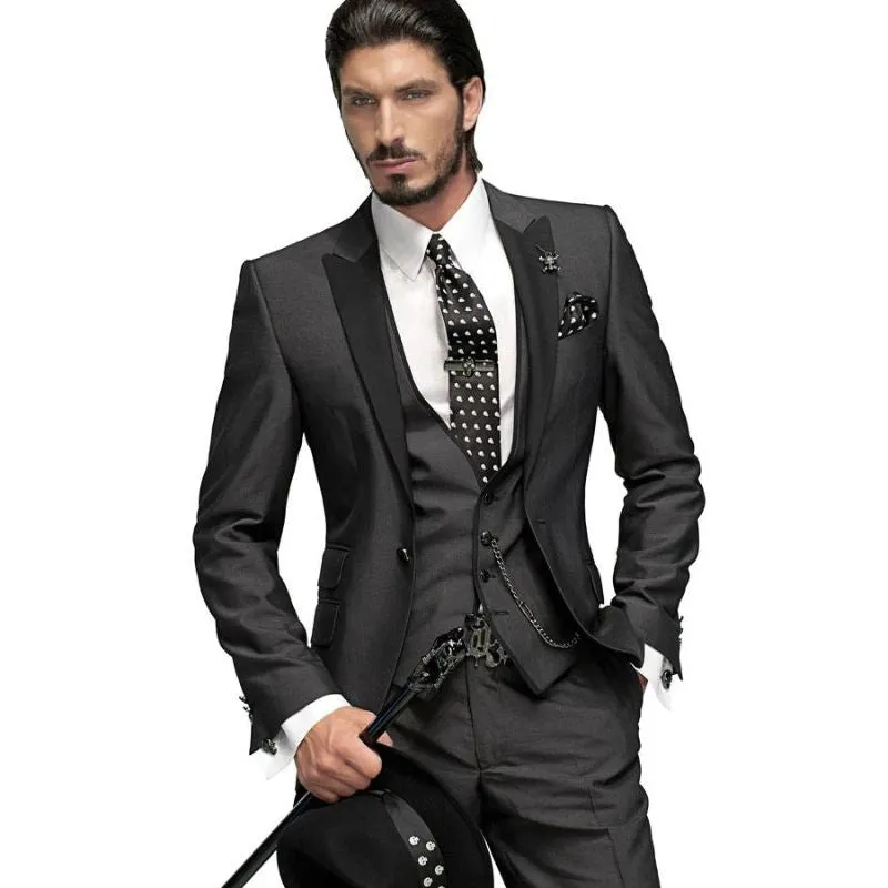 Costume Cravate Homme Année 80