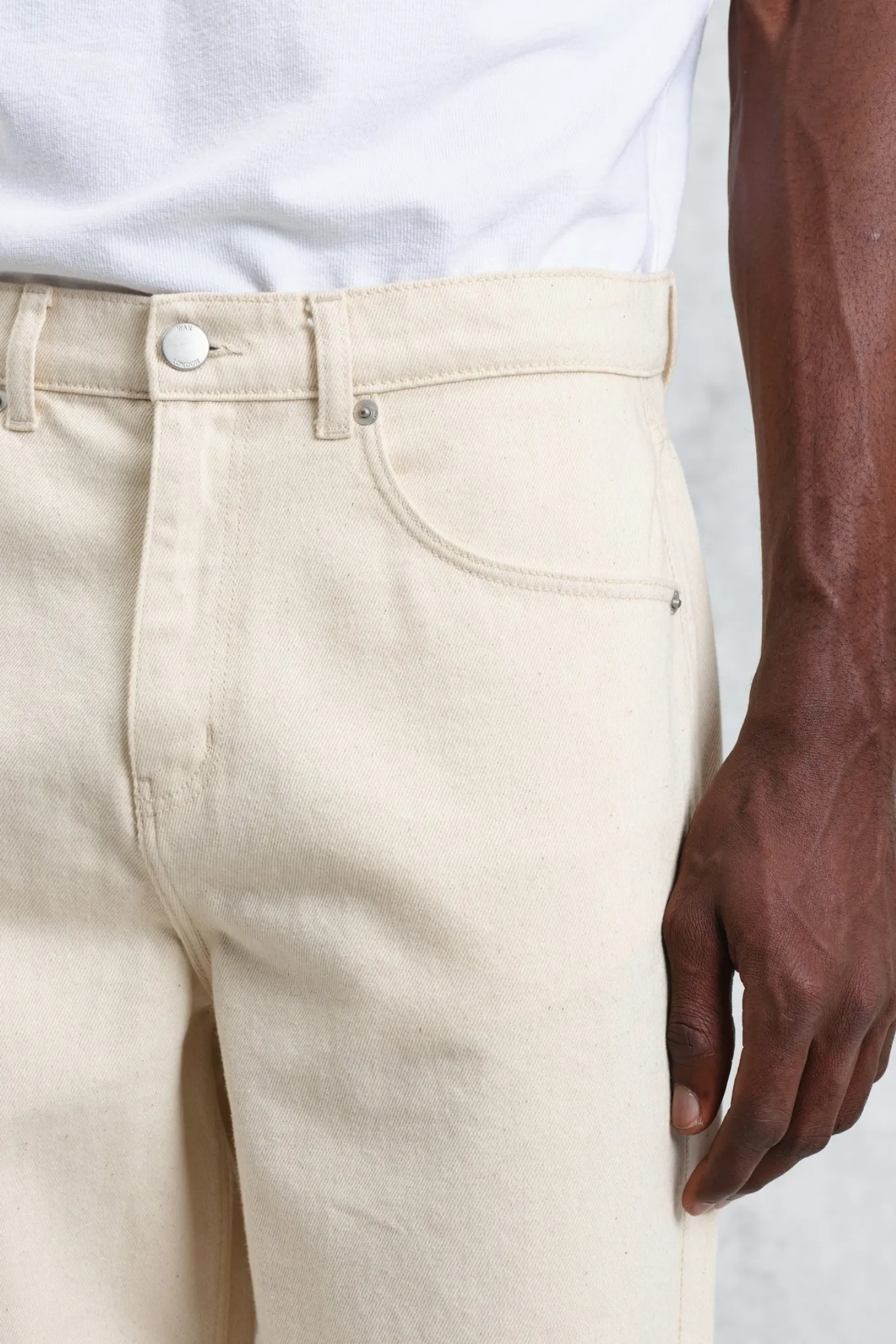 FELIX LOOSE FIT DENIM JEANS - ECRU
