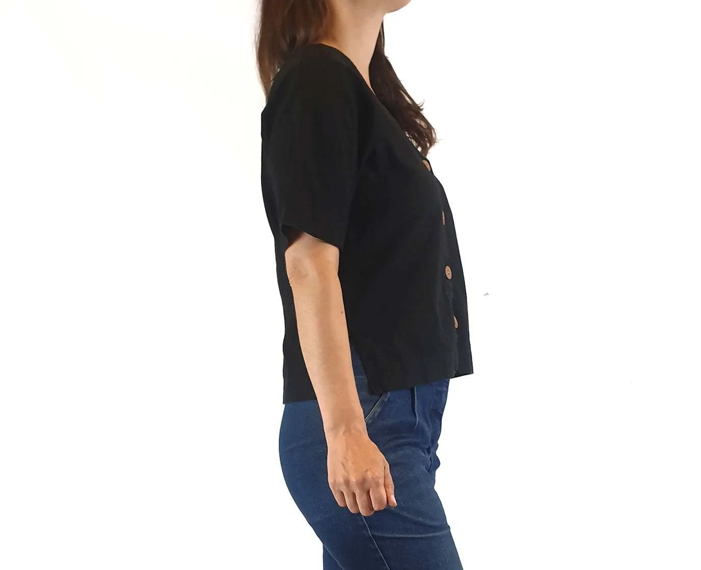 Gorman black tee shirt style top with front wooden buttons size 6 (best fits sizes 6-8)