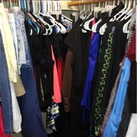 HUGE Lot of Junior's Clothing SIZE 3X Valued at over $400! Lot of 9 items! NWT!