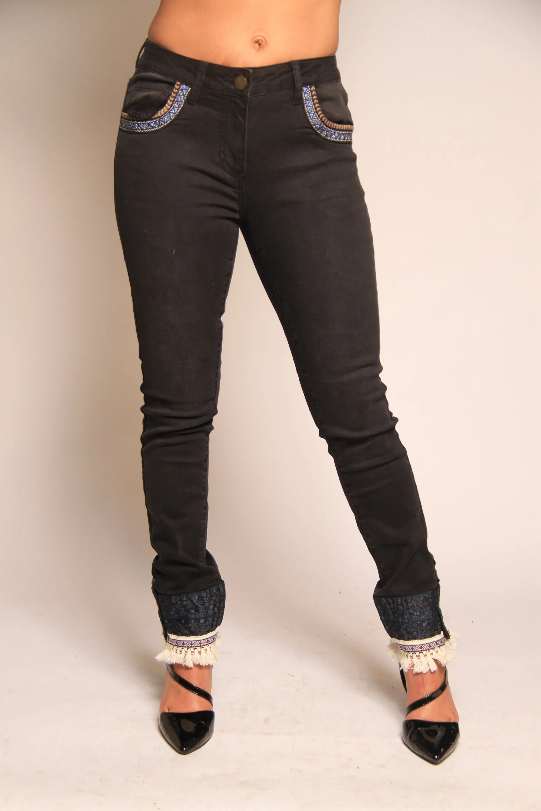 Jeans Pants With Ruffle Foot