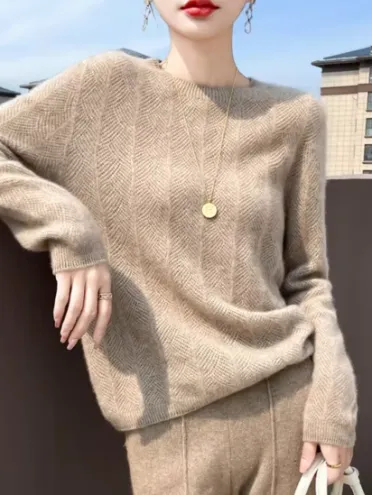 Jeline – stylish sweater made of cashmere wool