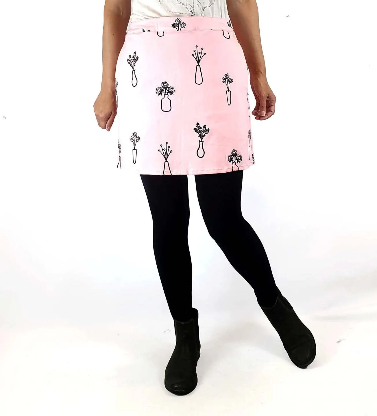 Jericho Road pink skirt with embroydered flowers size 8