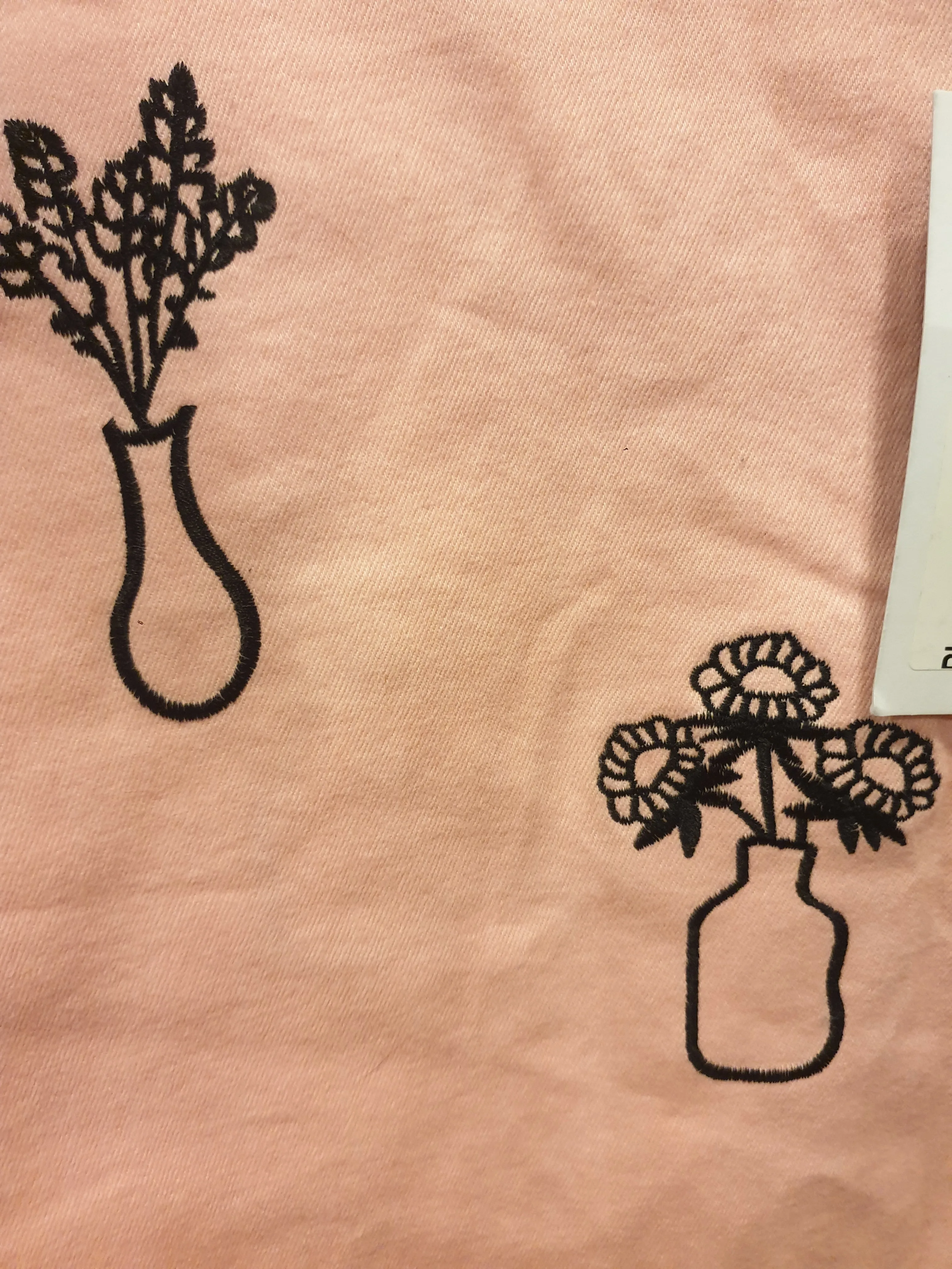 Jericho Road pink skirt with embroydered flowers size 8