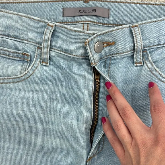 Joe's Jeans Mary Kate High-Rise Crop Bootcut Jean light wash baggy loose fit