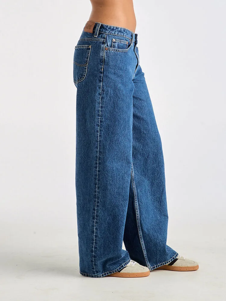 Lee | Low Slouch