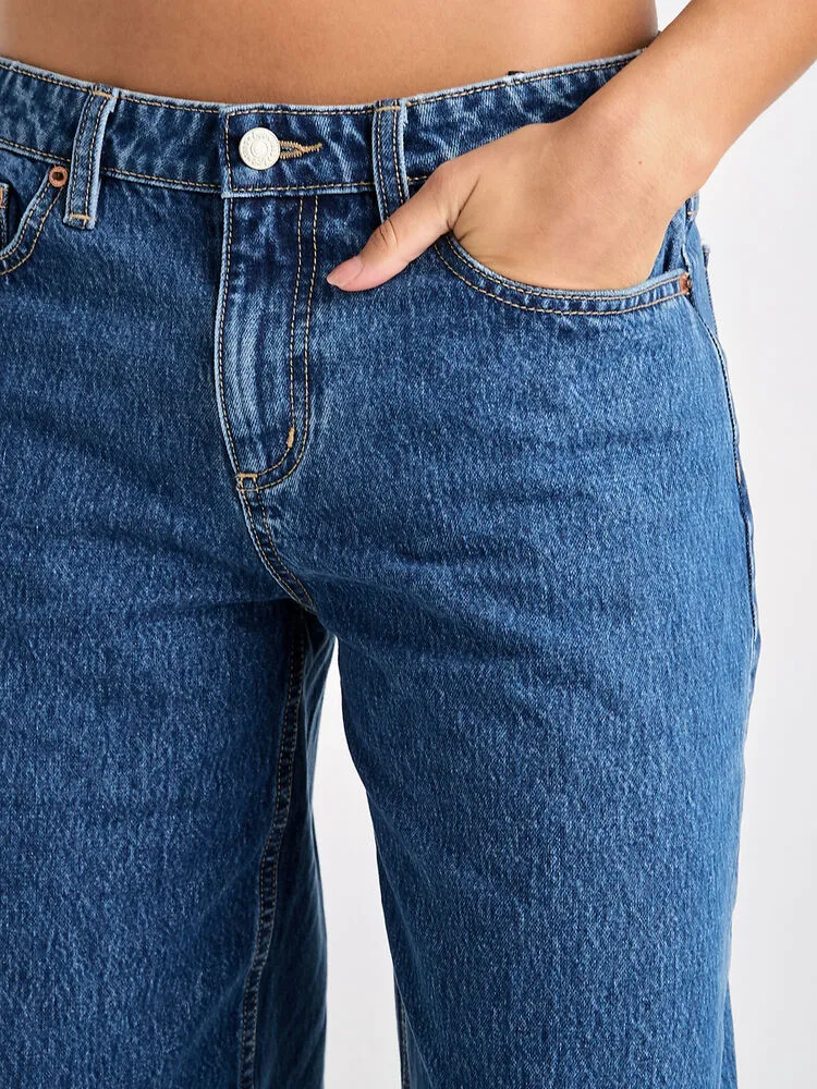 Lee | Low Slouch