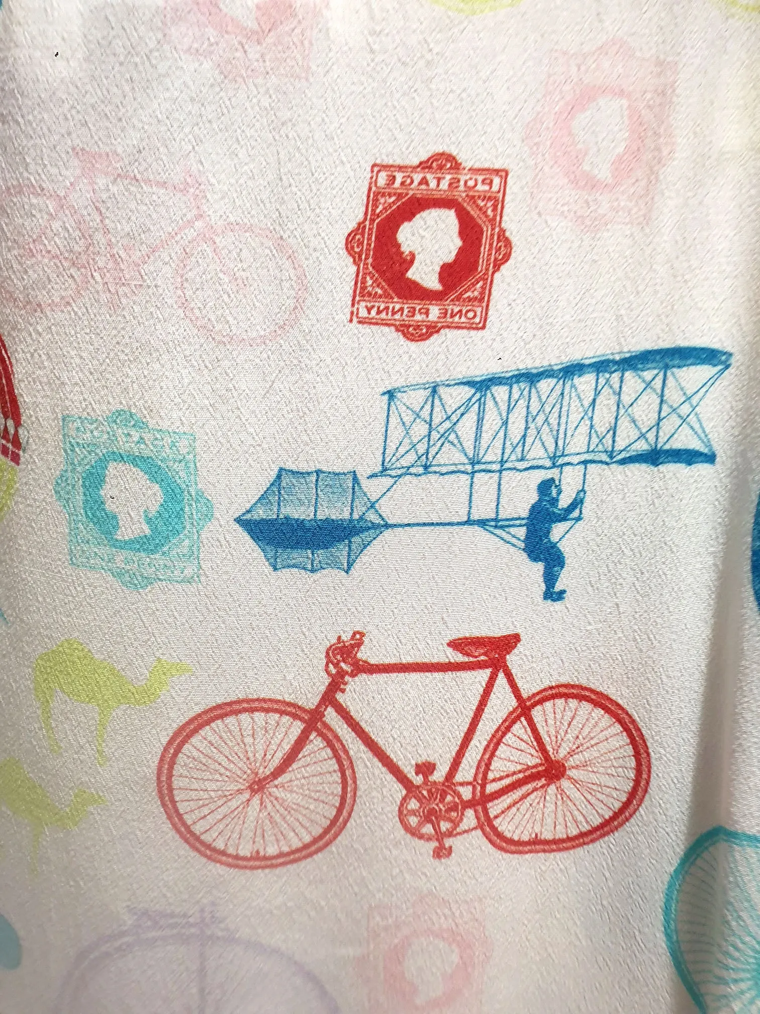 Leonard St white unique print skirt size 10