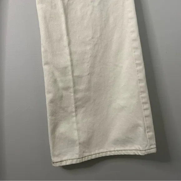 Levi’s 70s High Flare Jeans in 77 Sunny Cream