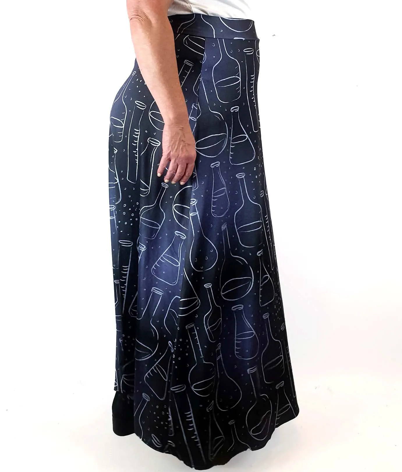 Living Dead maxi skirt with science beaker print size 2XL