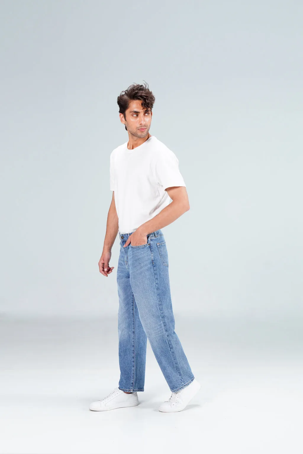 Loose Straight Fit Medium Blue