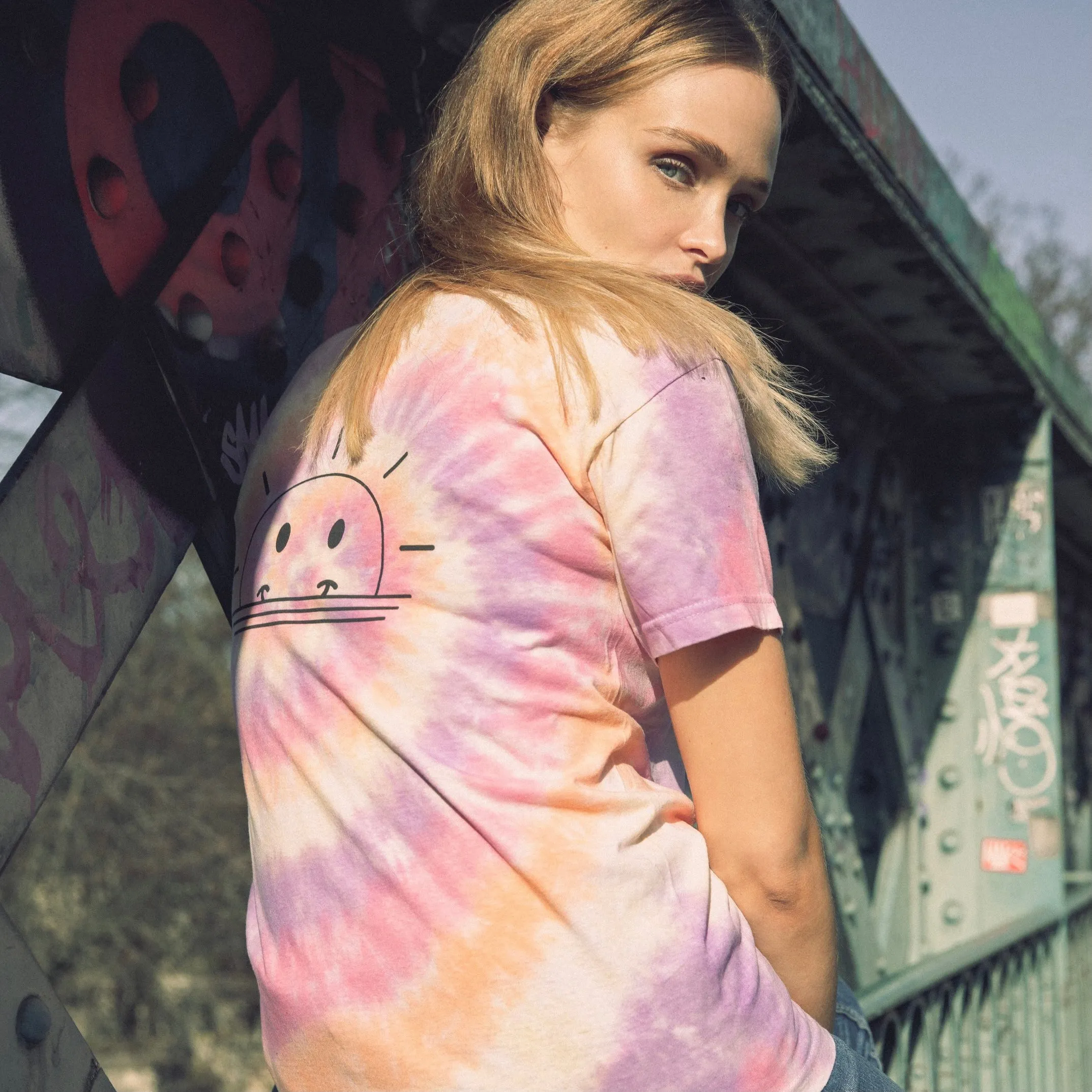 Lovina Tie Dye T-Shirt "Sunset" M / L