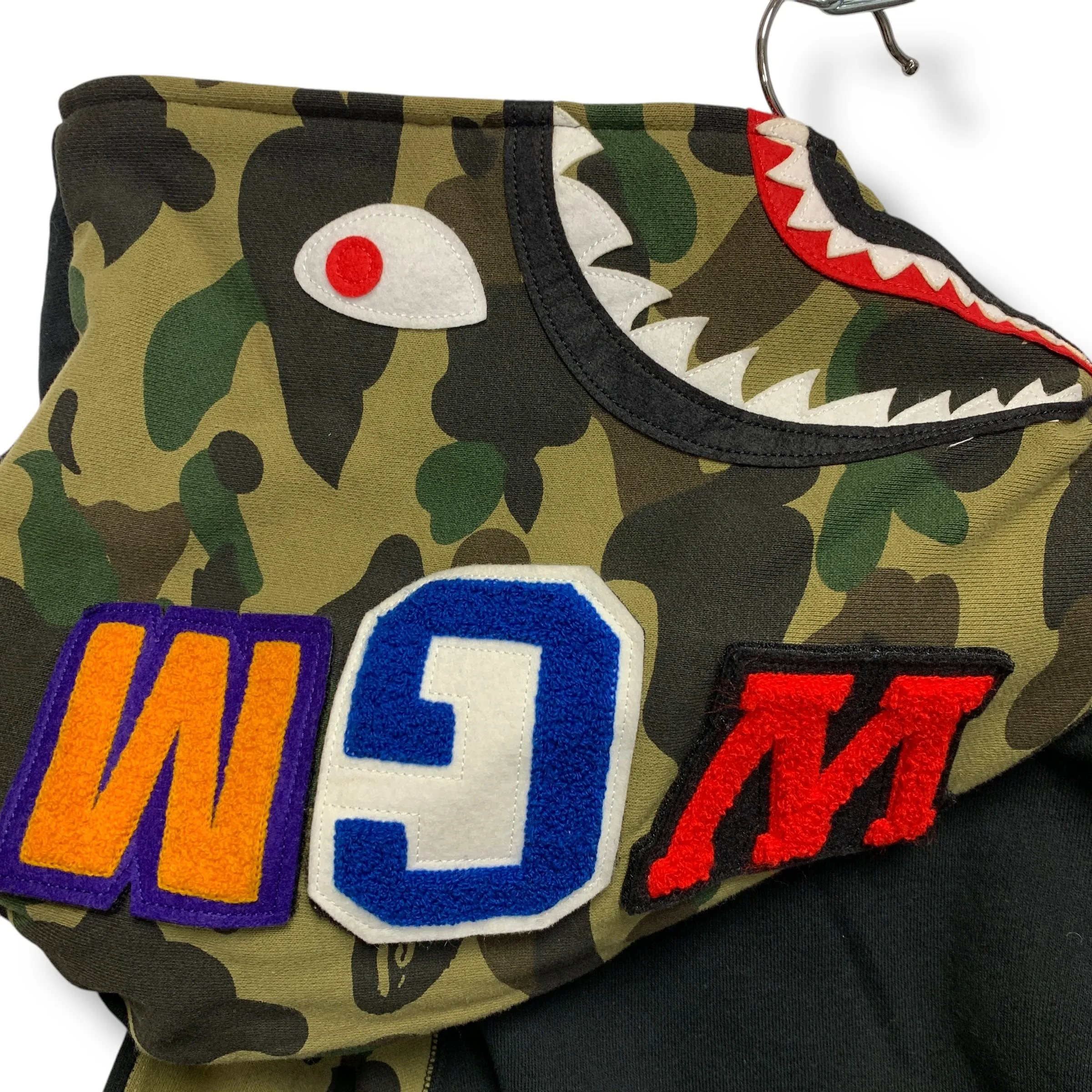 [M] A Bathing Ape Bape WGM Shark Hoodie 1st Camo Sleeve
