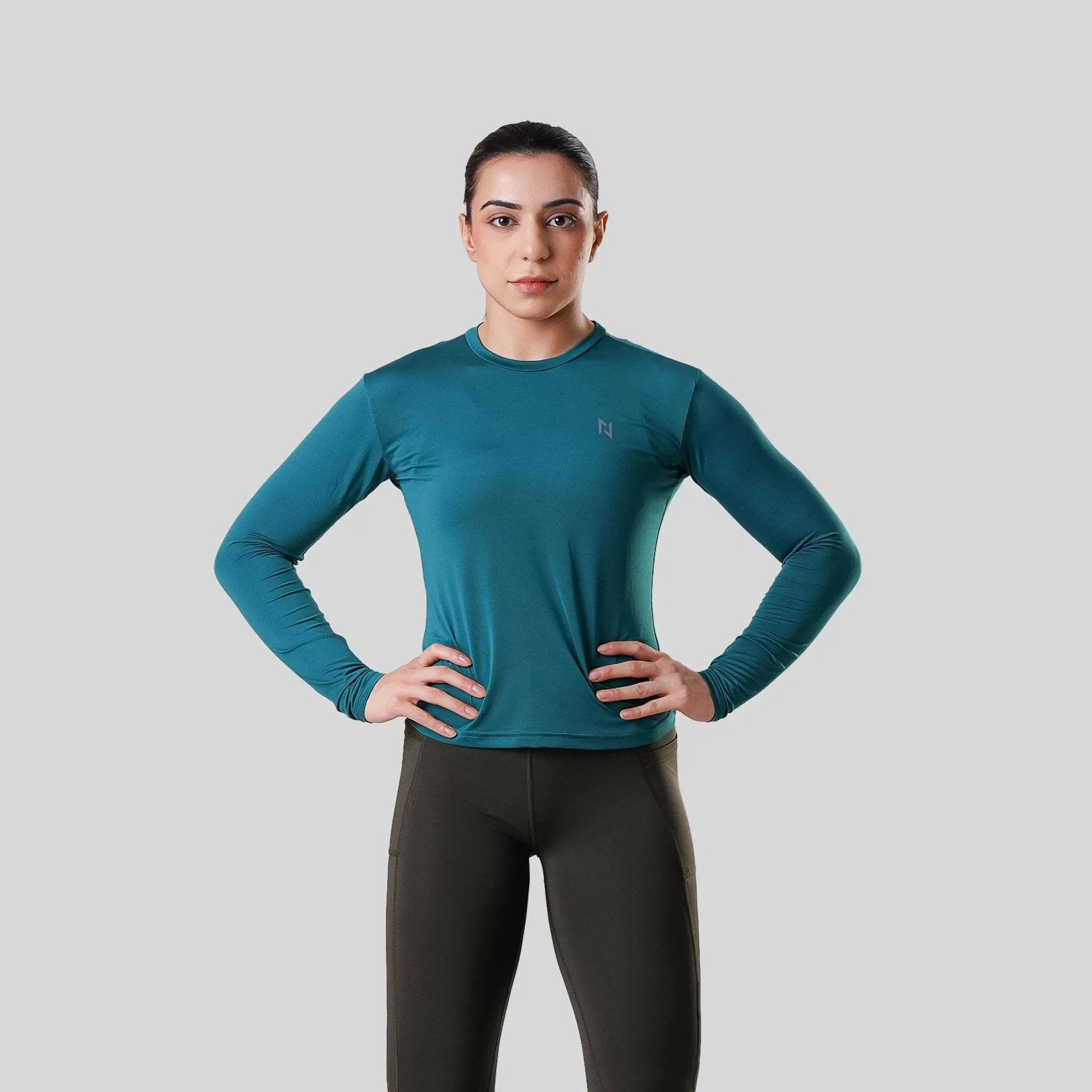 NOMAD WOMEN'S FULL SLEEVE COMPRESSION TEE