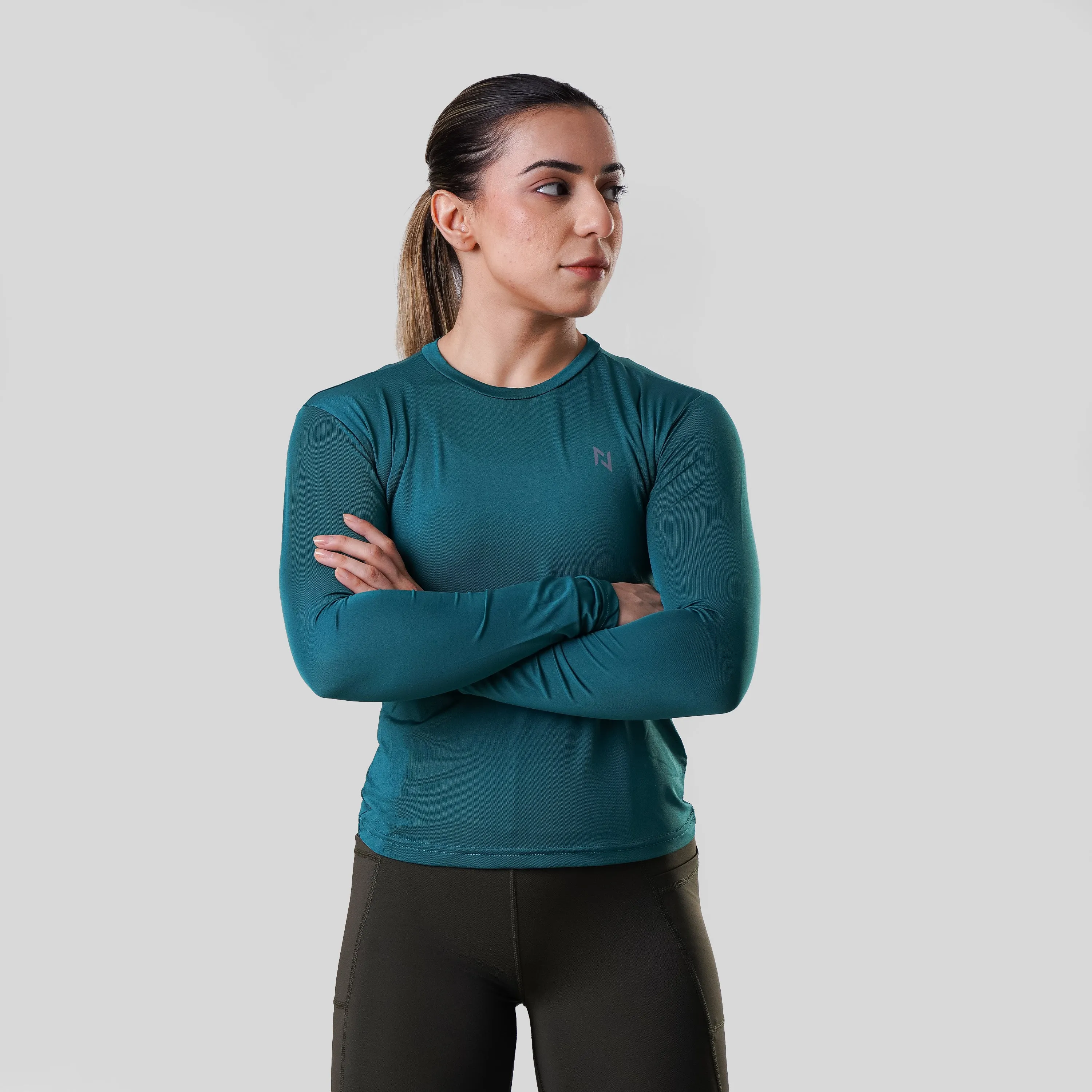 NOMAD WOMEN'S FULL SLEEVE COMPRESSION TEE