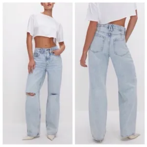 NWOT Good American 90’s Relaxed Jeans Size 2/26
