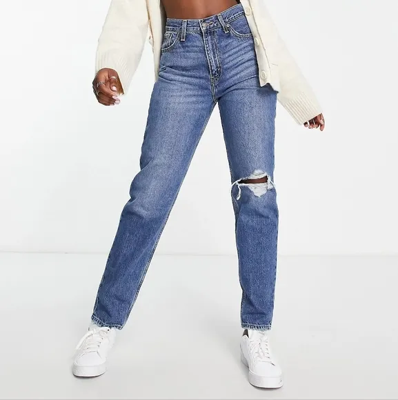 NWT Levi's Premium Boo Boo Medium Wash 80s Mom Jeans 26x30