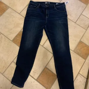 NWT! Rockstar Jeans from Old Navy