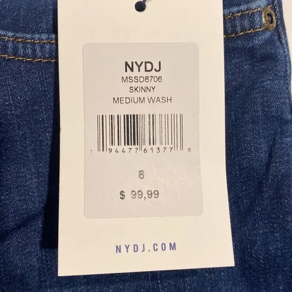 NYDJ SZ 8 Medium Wash Skinny Denim Blue Jeans New D31