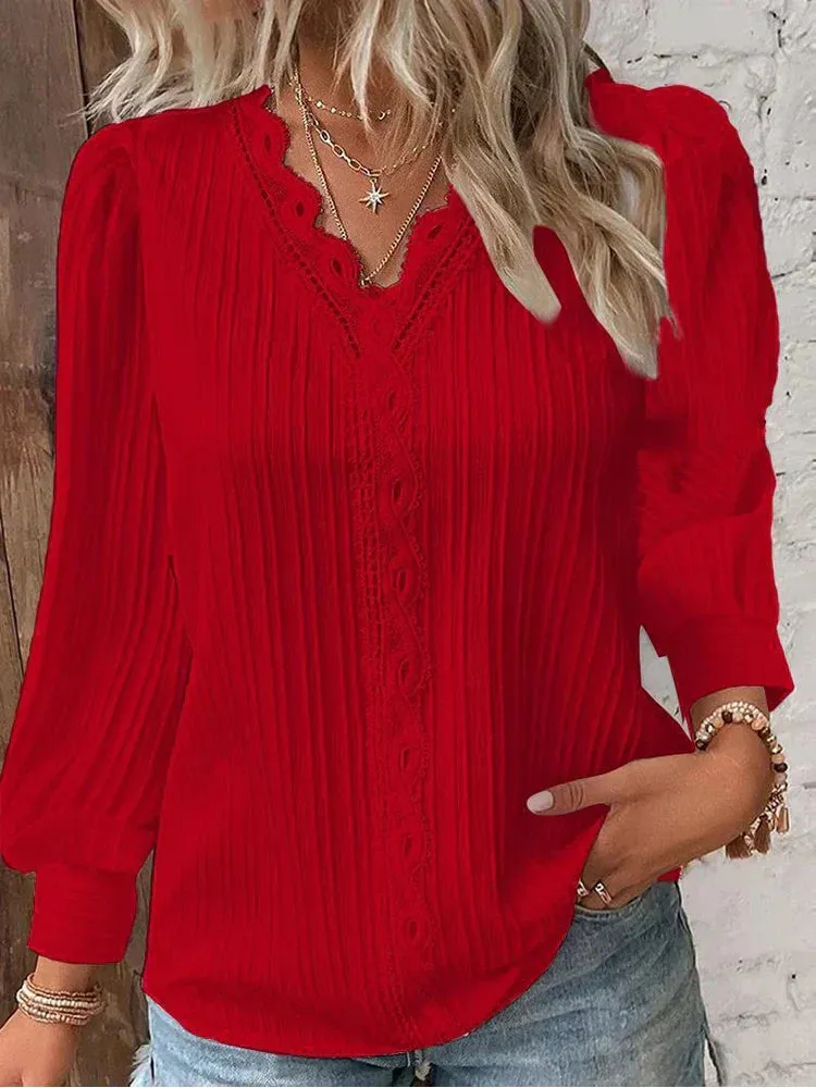 Sam | Blouse with Chiffon and Lace Details