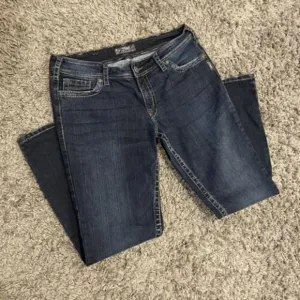 Silver Jeans Women’s Suki Surplus Dark Wash Size W34 X L30