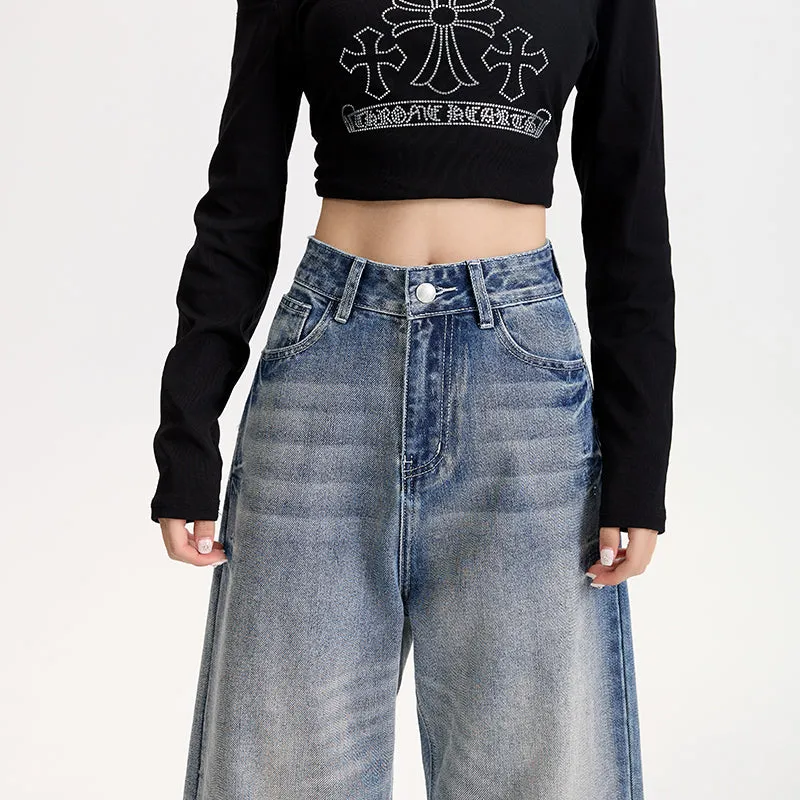 Slimming and Loose-Fitting Women's Jeans for a Comfortable Style