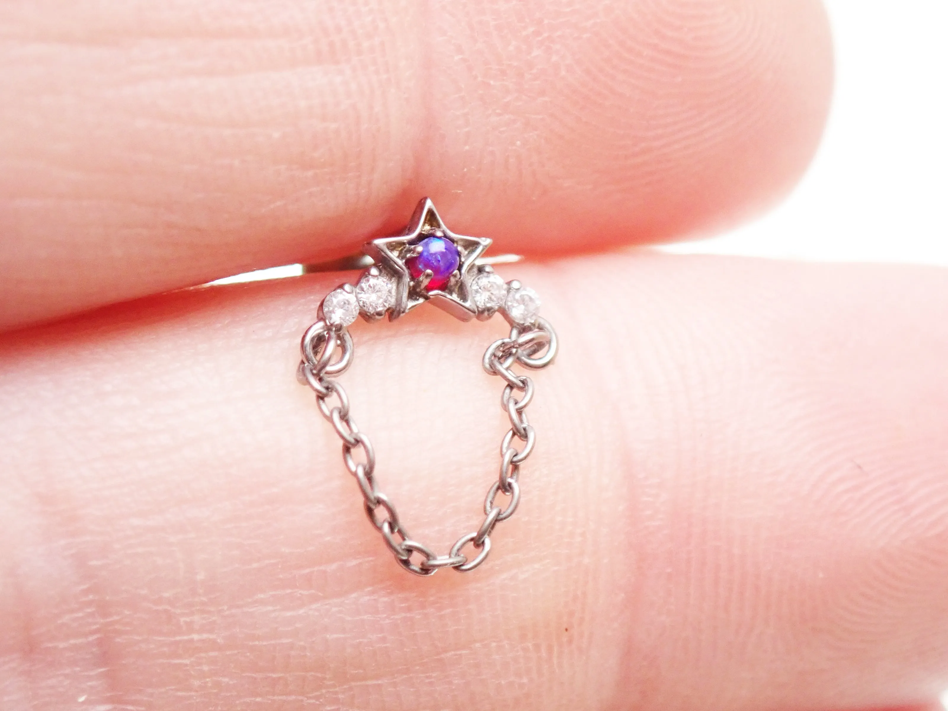 Star Opal Chain Helix Titanium Flatback Piercing - 20g, 18g, 16g, 14g