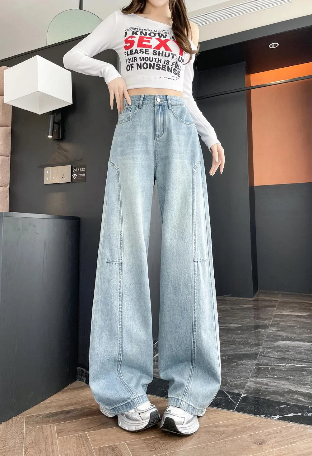 Women's Durable Loose-Fit Straight Leg Jean for Ultimate Comfort