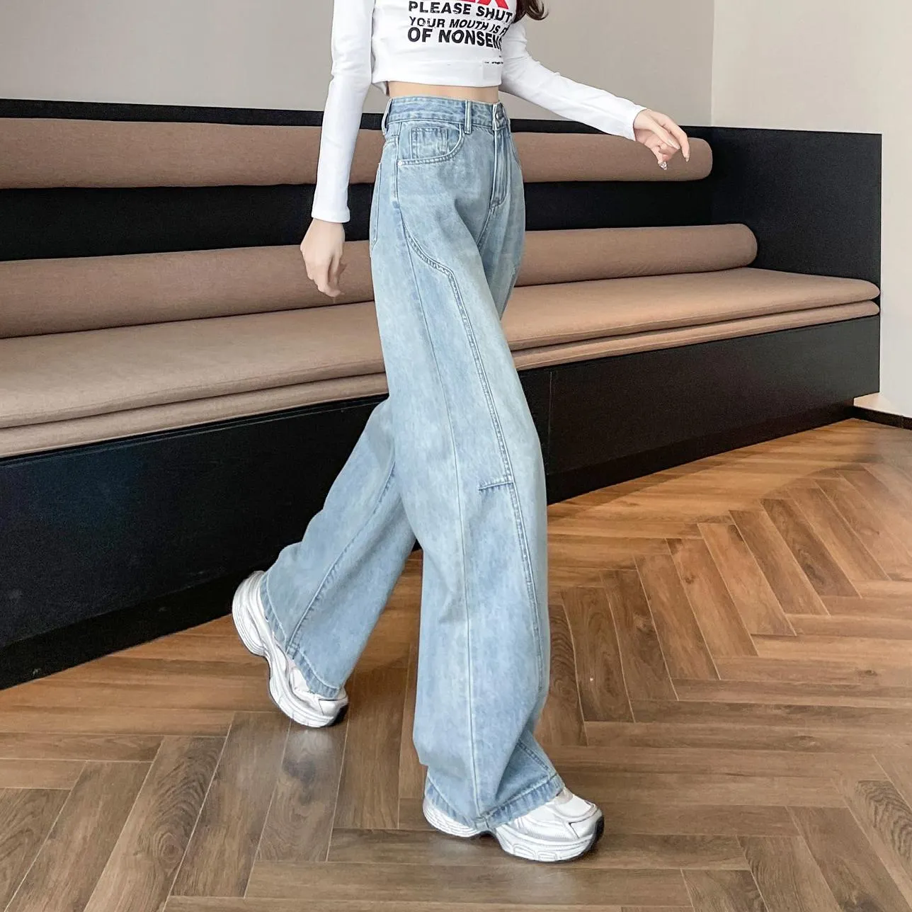 Women's Durable Loose-Fit Straight Leg Jean for Ultimate Comfort