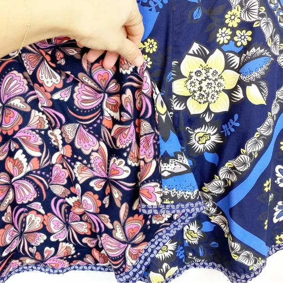 Zand Amsterdam | Unisex Reversible Floral Print Utility Skirt