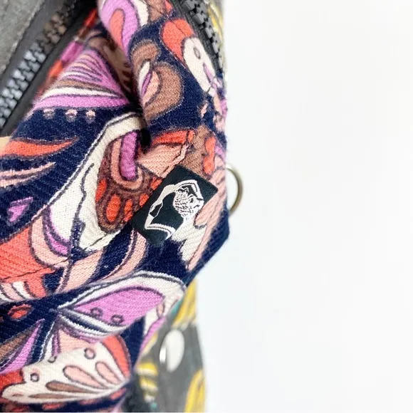 Zand Amsterdam | Unisex Reversible Floral Print Utility Skirt